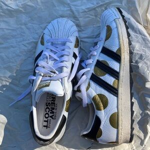 Adidas Jeremy Scott polka dot clamshell classic sneakers 8.5 men 10 women